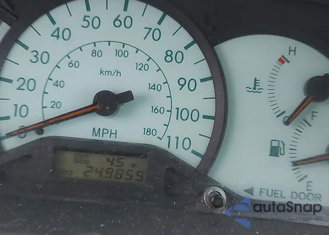 2004 Toyota Corolla Le z USA, uszkodzony, nr VIN 1NXBR38E34Z220842